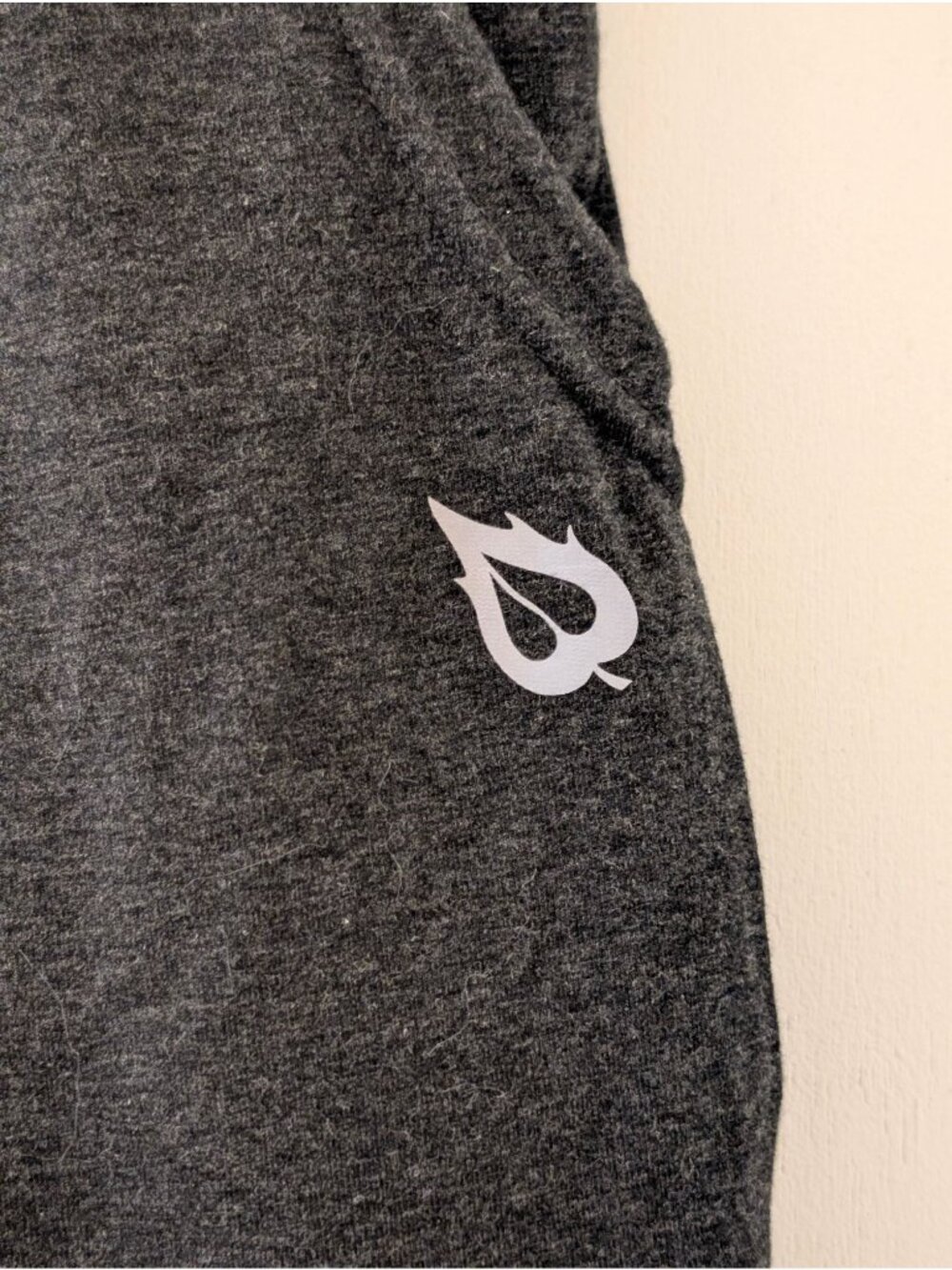BALEAF Mens Dark Gray Athletic Shorts With Drawstring Waist Side Pockets & Back - Picture 6 of 8